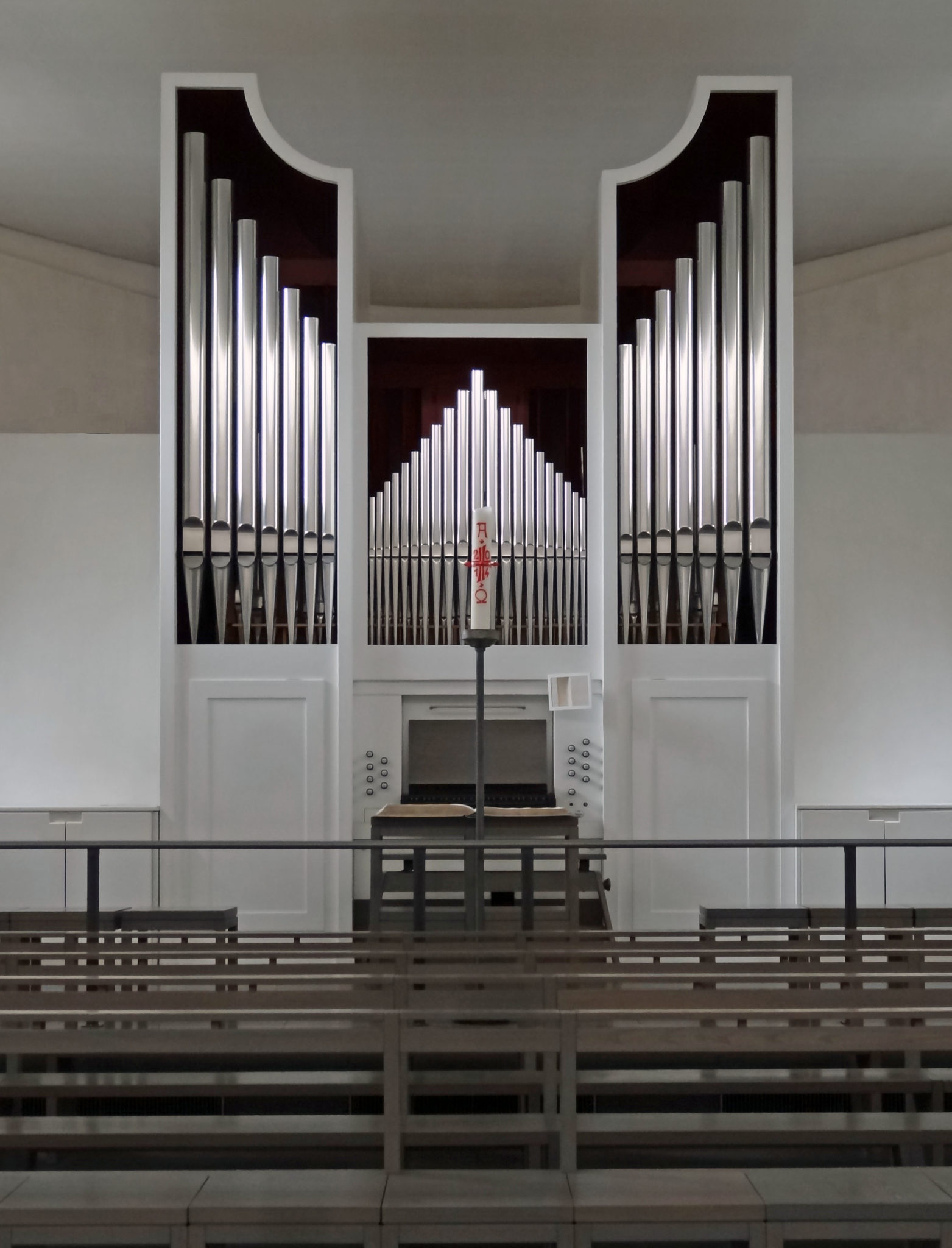 Orgel-front.jpg